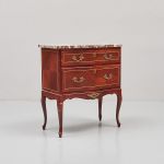 1067 3519 CHEST OF DRAWERS